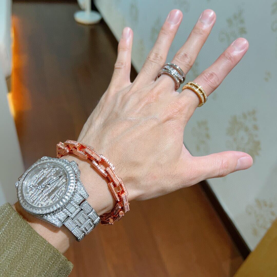 Bulgari wide openwork diamond ring