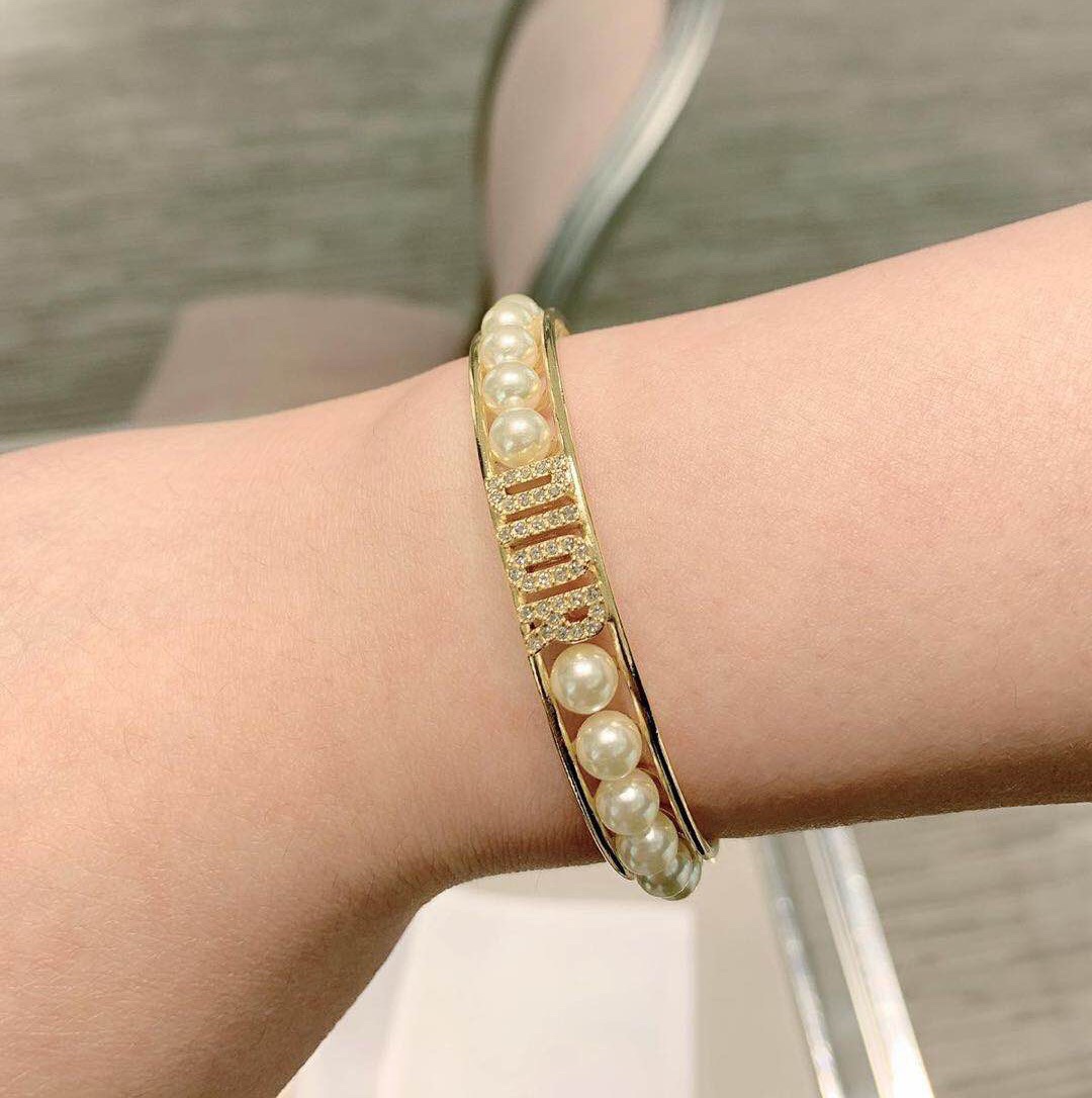 Dior Pearl Letter Bracelet