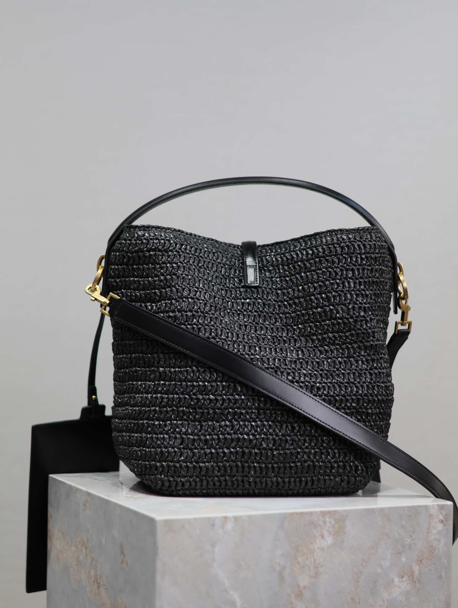 Yves Saint Laurent LE 37 woven bucket bag 742828