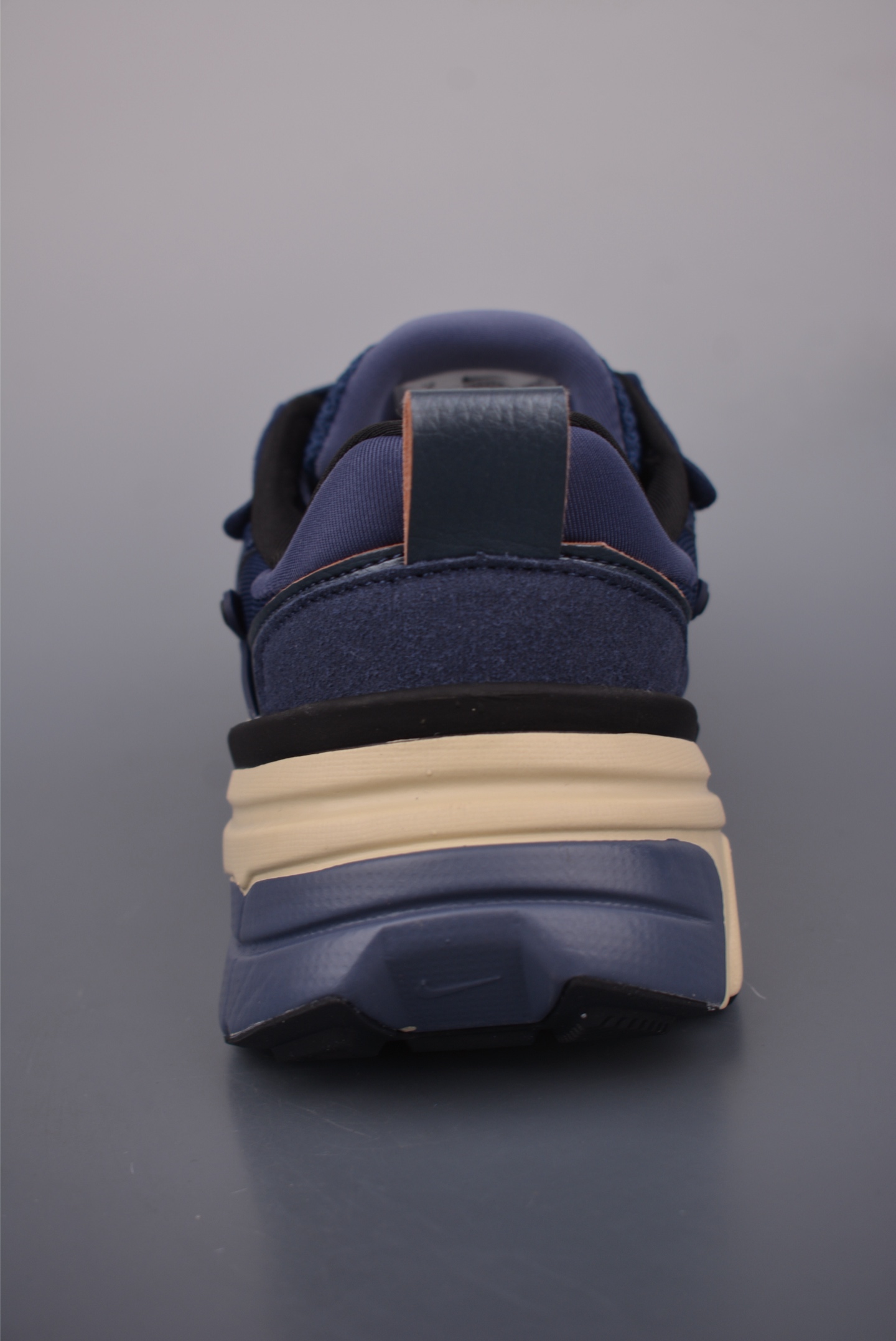Nike V2K Runtekk 