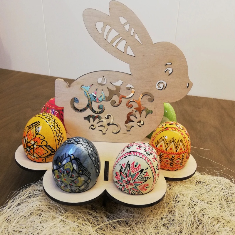 Wooden Easter Egg holder