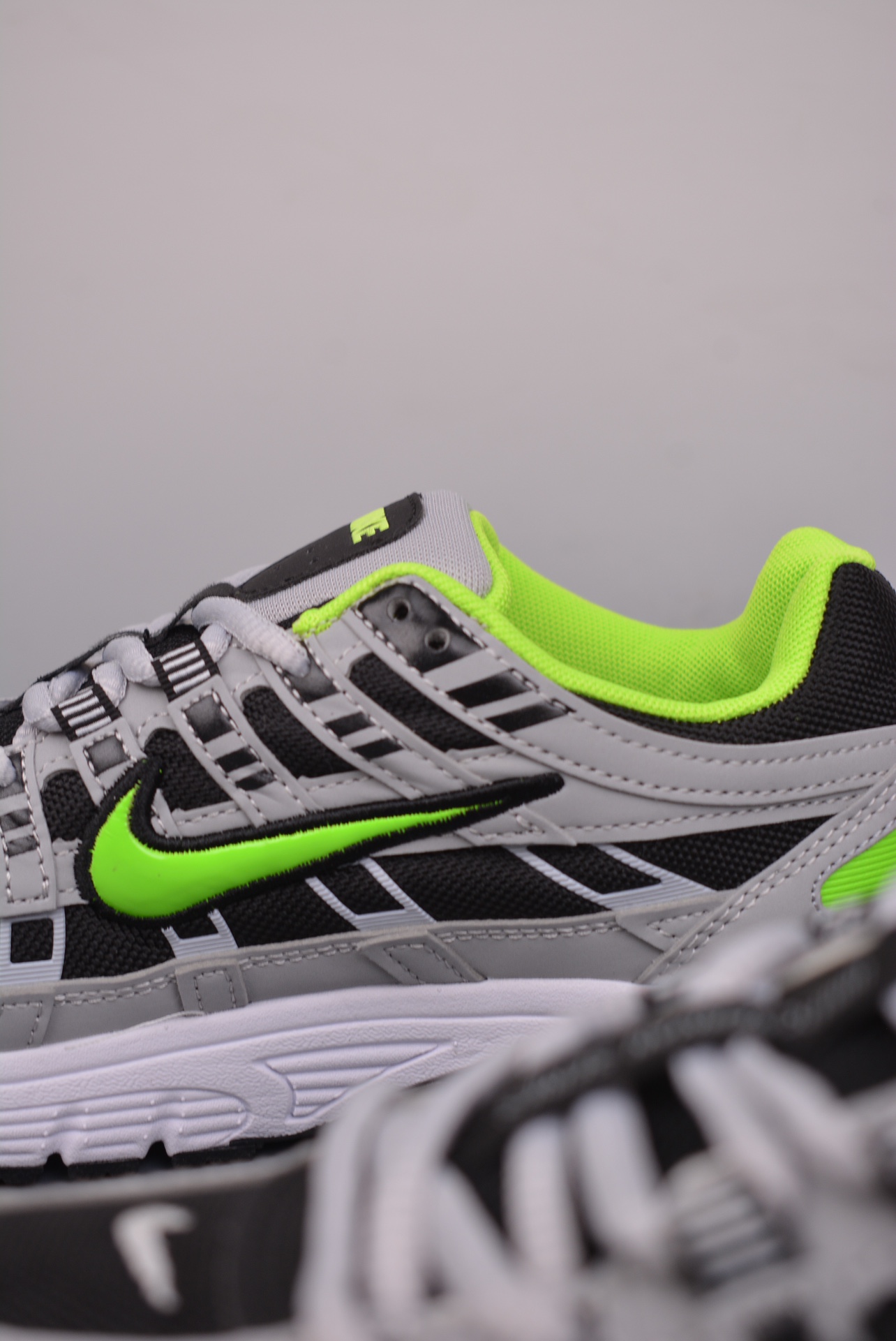 Nike P-6000 PremiumElectric Green CD6404-005