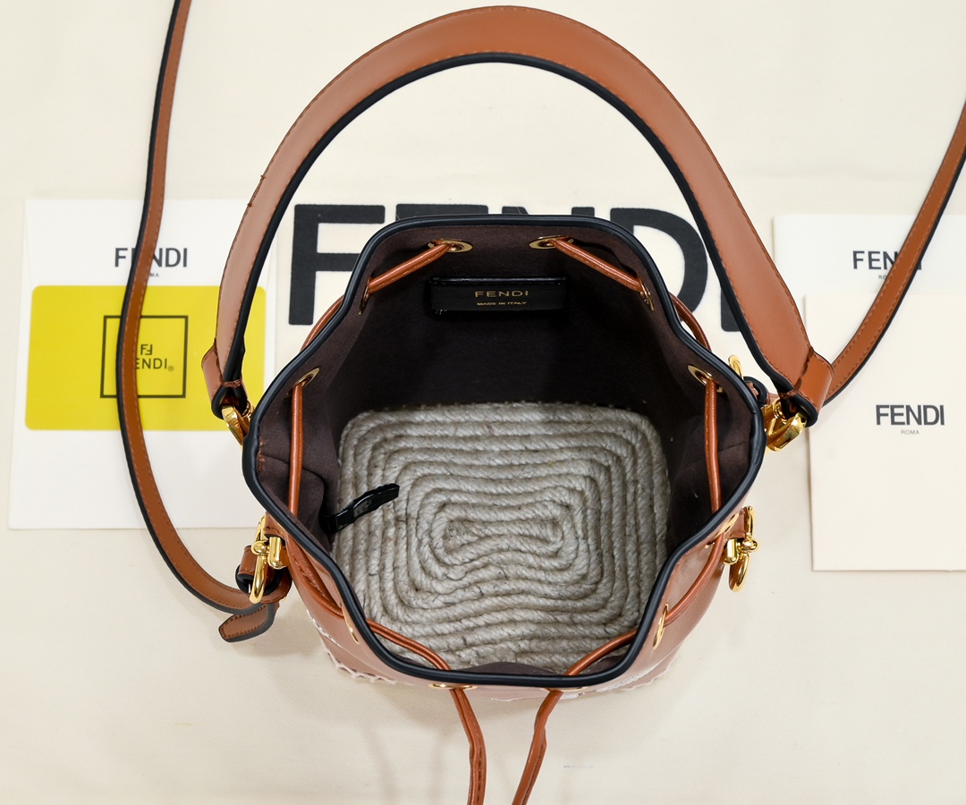 FENDI Roma series Mon Tresor small bucket bag 4405