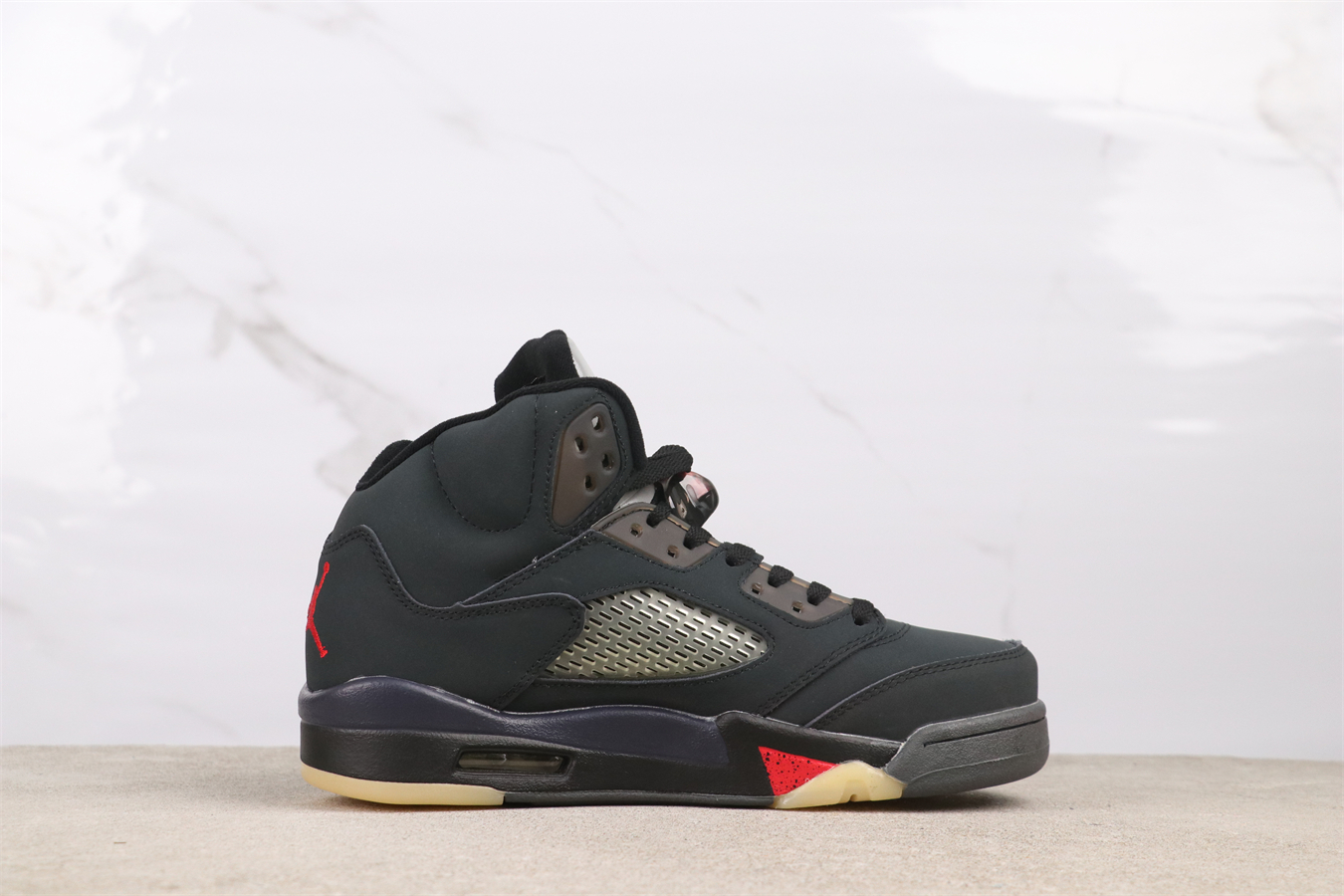 Air Jordan 5 Gore-Tex “Off-Noir” DR0092-001