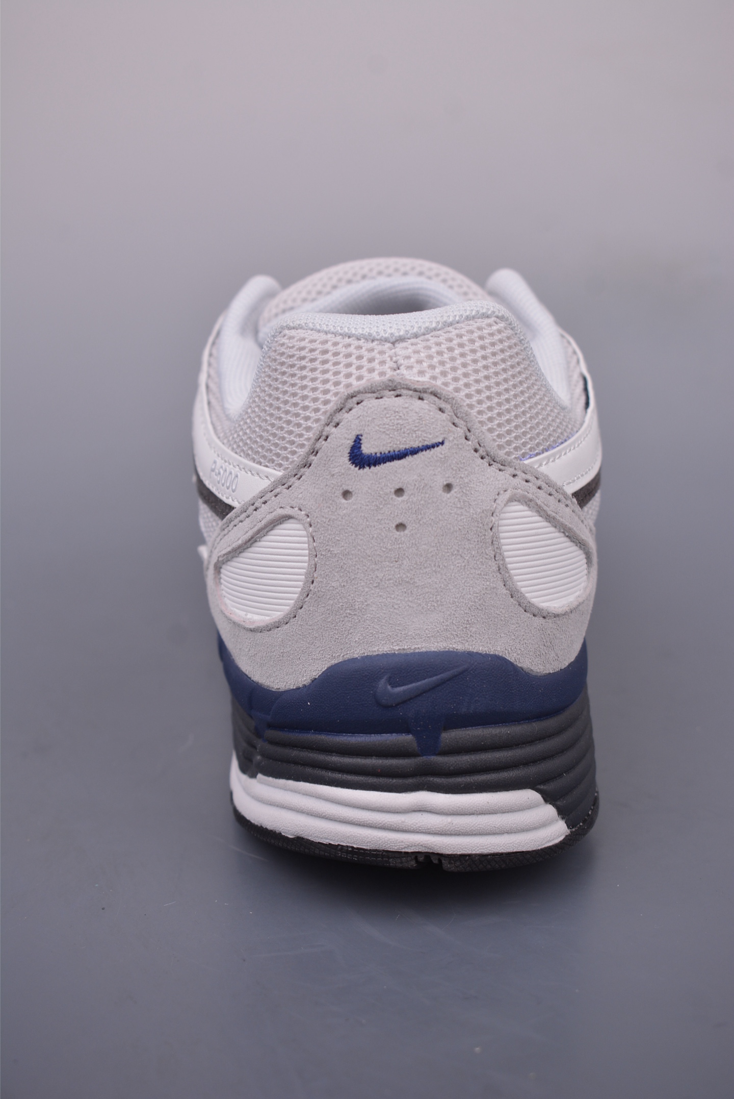 Nike Initiator Running Shoes Light Gray Blue Black IB3081-001