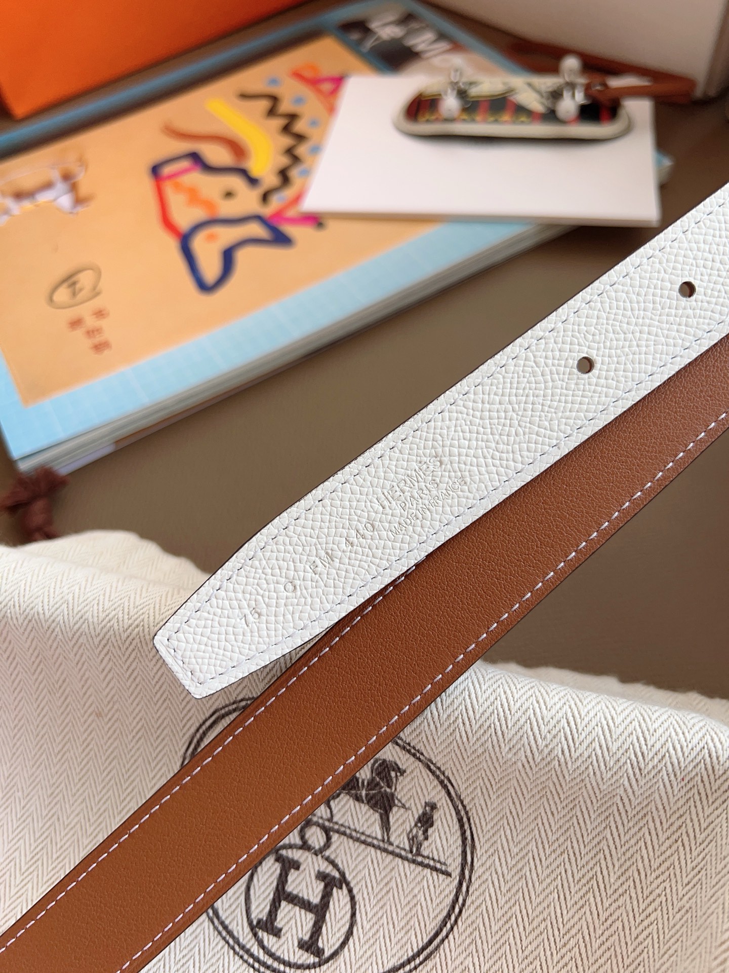 Hermès 2025 New Women's Double-Sided Belt 2.4cm Width