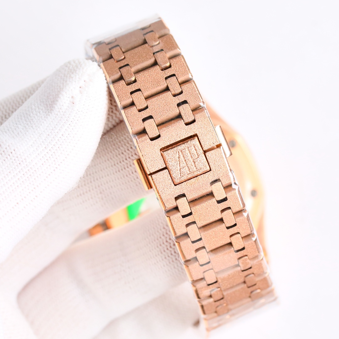 Audemars Piguet Royal Oak Series 26574 Series