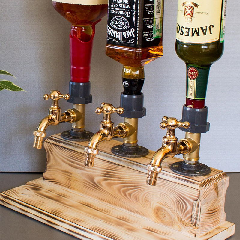 Whiskey wood drinking dispenser