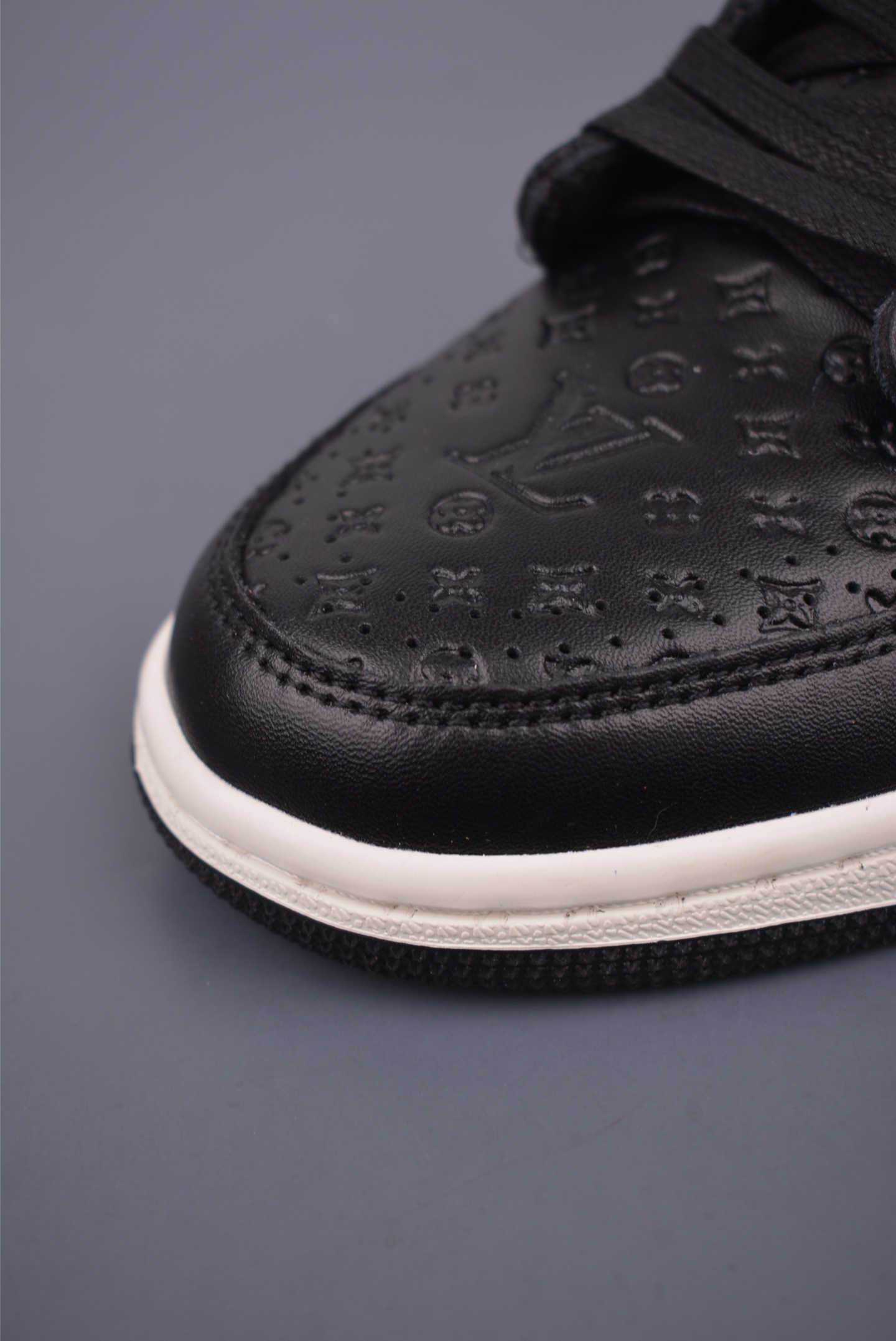 Louis vuitton X Air Jordan 1 Low 