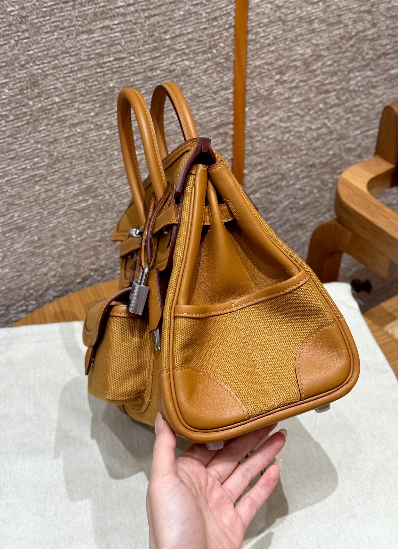 Hermes Birkin cargo 2SSesame handbag (handmade to order)