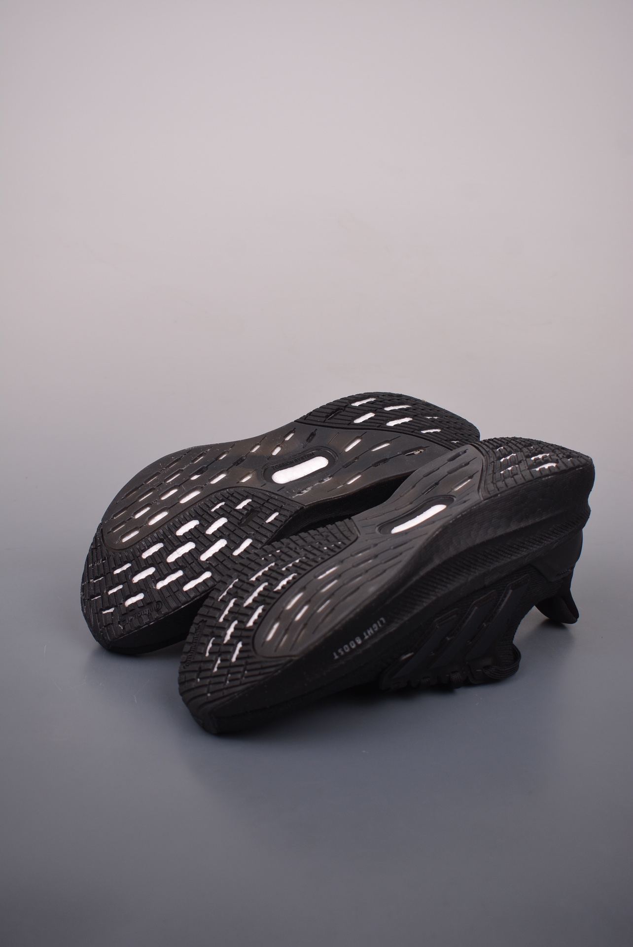 Adidas Ultra Boost 5X Triple Black 2025 ID8812