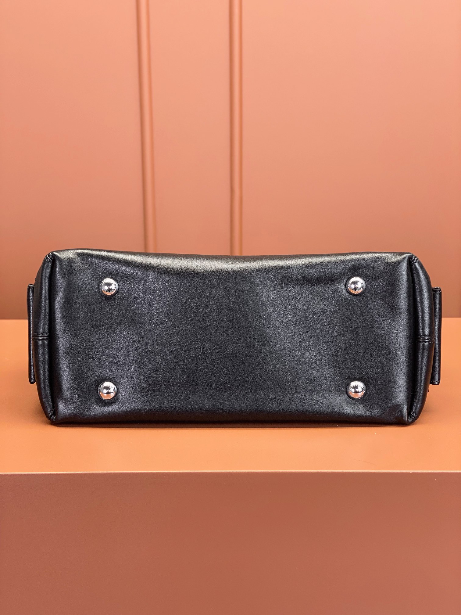 Louis Vuitton CARRYALL DARK Small Bag M24861