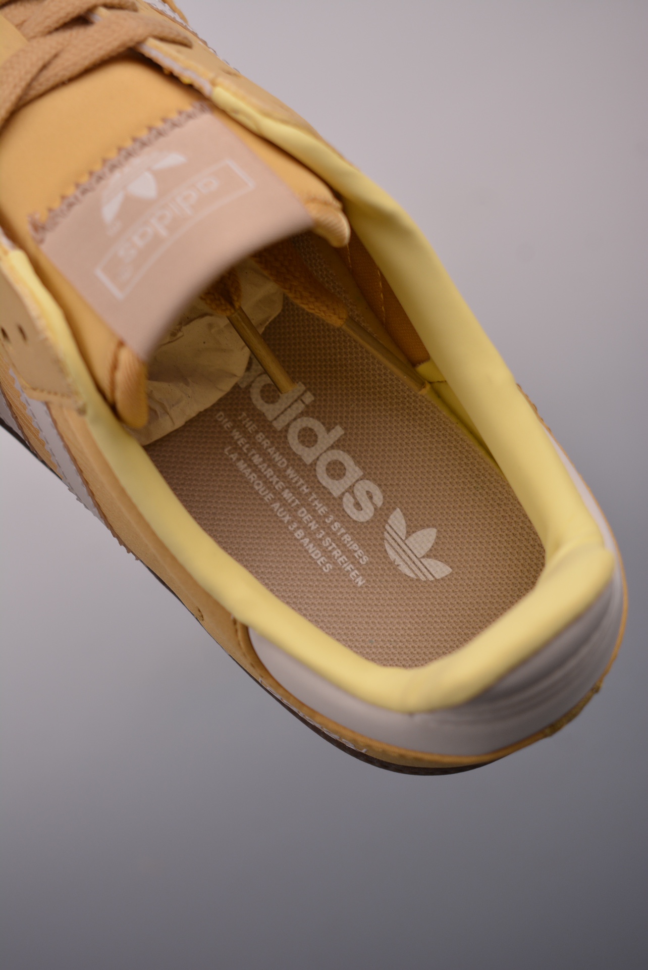 Adidas Originals Samba OG yellow and white IG6170