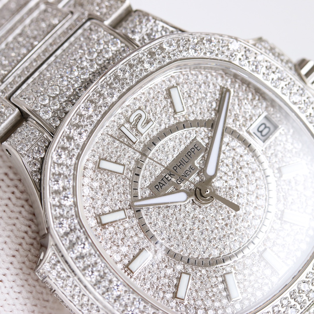 Patek Philippe 7021 Ladies Nautilus