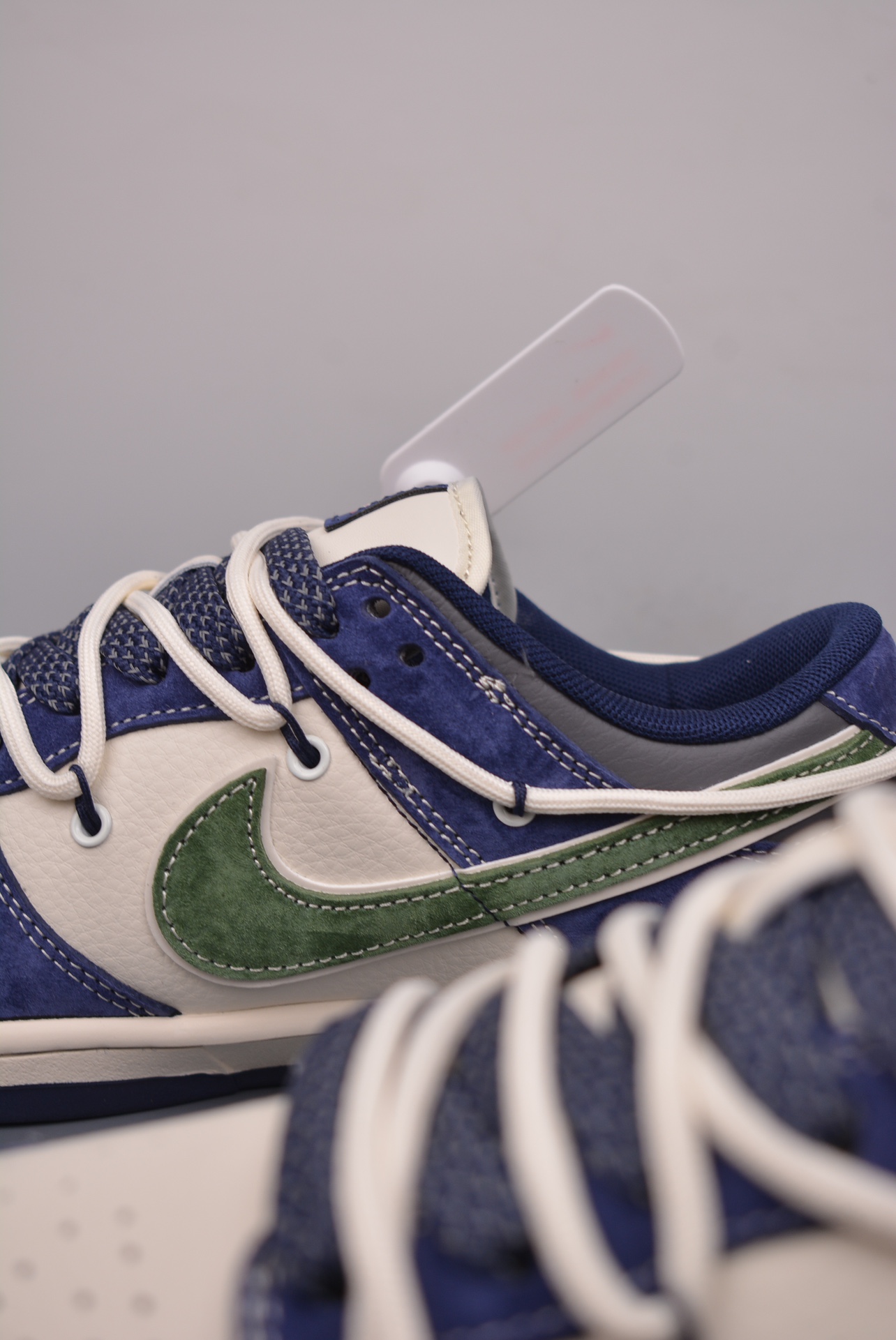 Supreme x Nike By You SB Dunk Low Retro SP Dark Blue Off-White XS1186-101