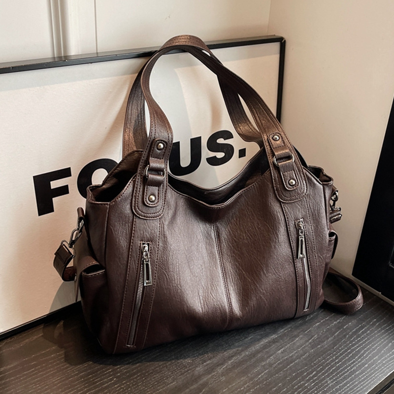 🌲Early Christmas Sale 49% OFF🌲Women's Punk Style Studded Decor Tote Bag