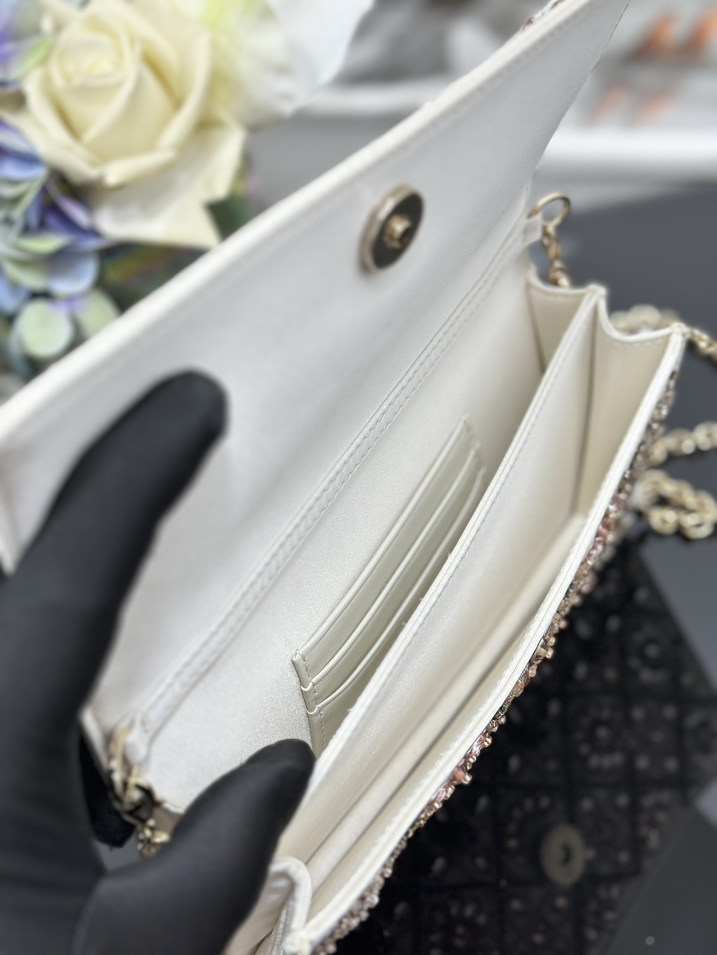 Dior Embroidered White and Pink Diamond Chain Bag M0997