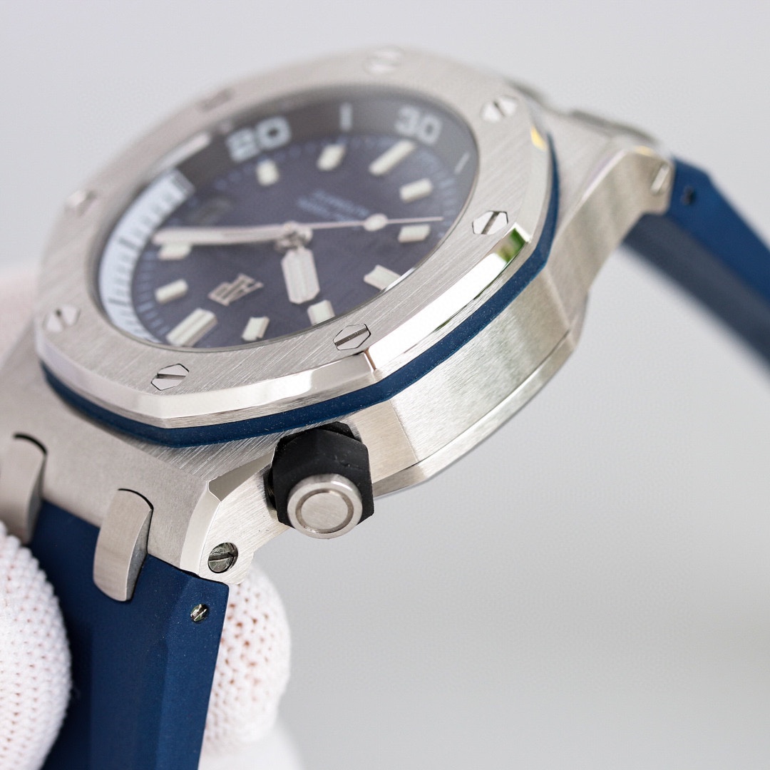 Audemars Piguet Royal Oak Offshore Series 15720ST.OO.A027CA.01