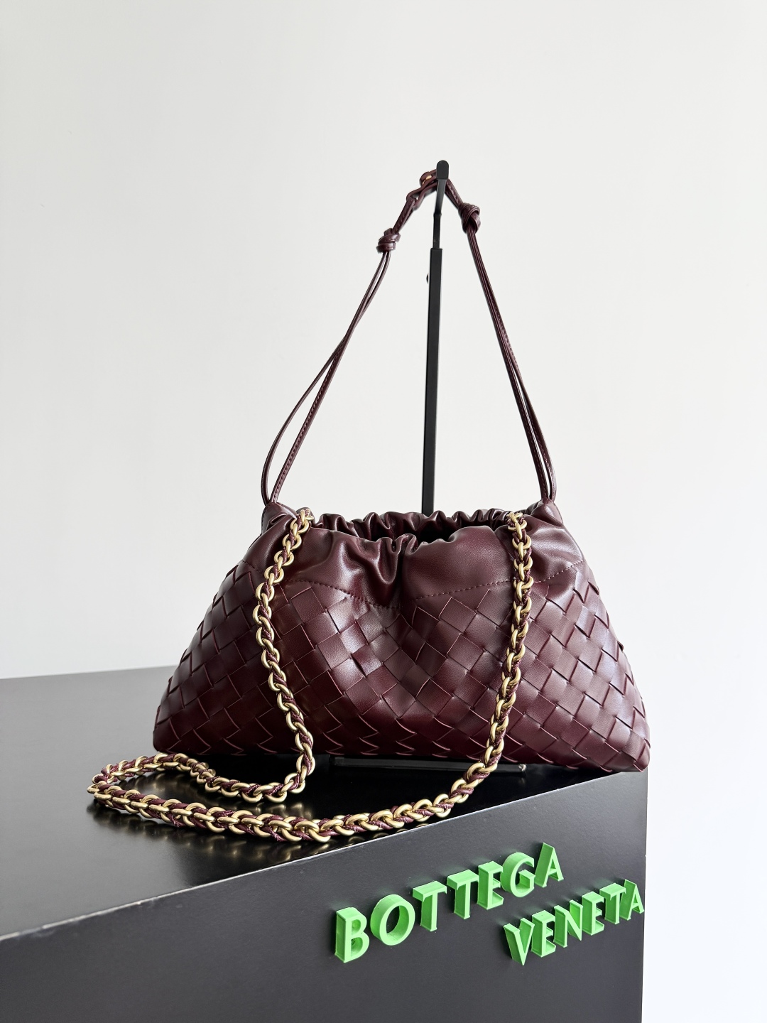 BOTTEGA VENETA 2025 New Women's Dustbag Notte Clutch 839394