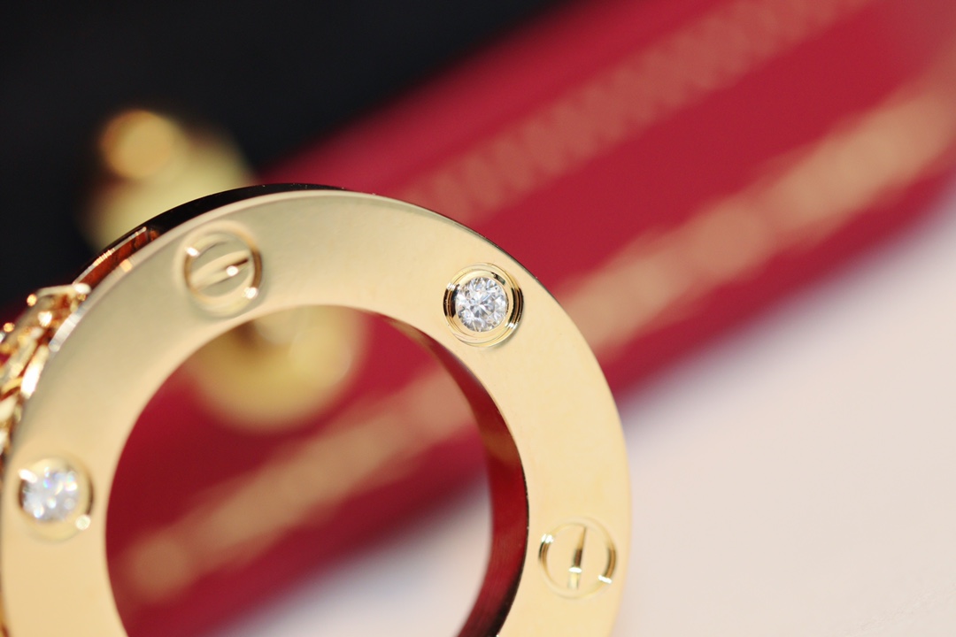 Cartier LOVE Big Round Necklace