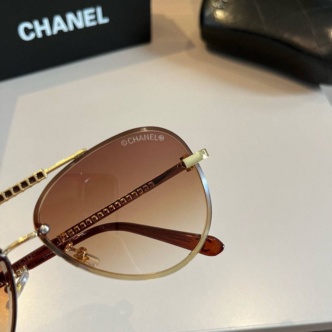 Chanel round frame sunglasses