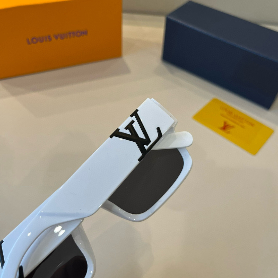 Louis Vuitton Square Frame Sunglasses