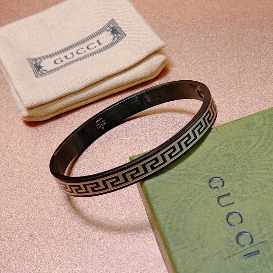 Gucci Silver Flute Black Bracelet