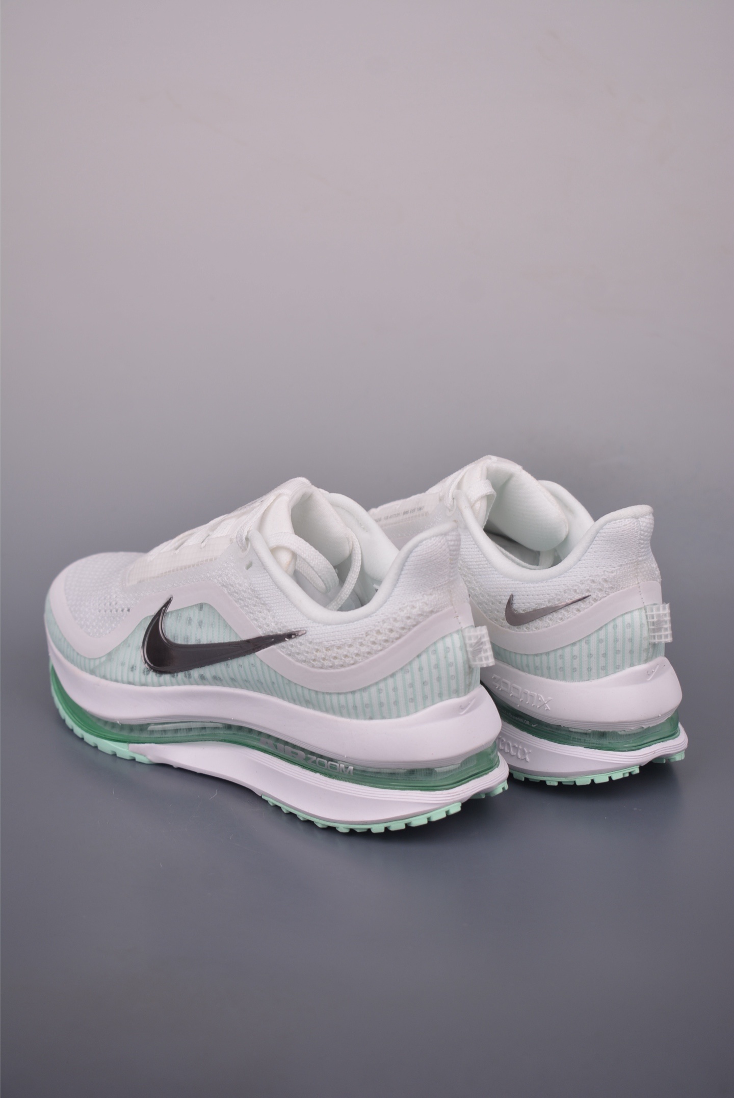 Nike Air Zoom Pegasus Premium 