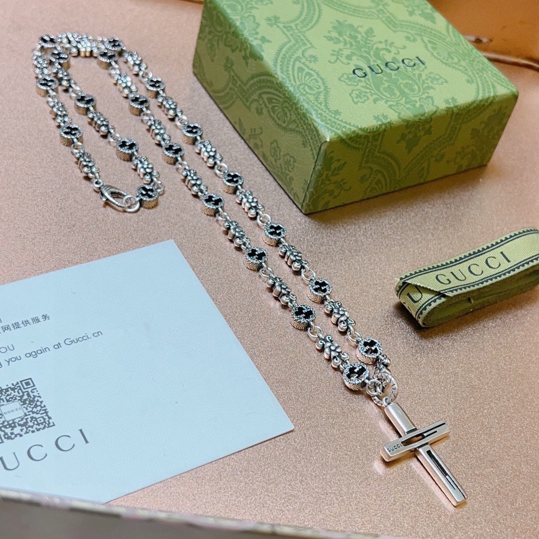 Gucci Anger Forest Series GG Cross Vintage Necklace