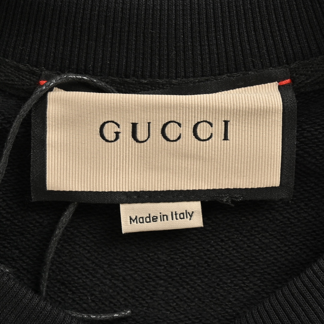 Gucci 24Fw graffiti lettering foam print crew neck sweatshirt
