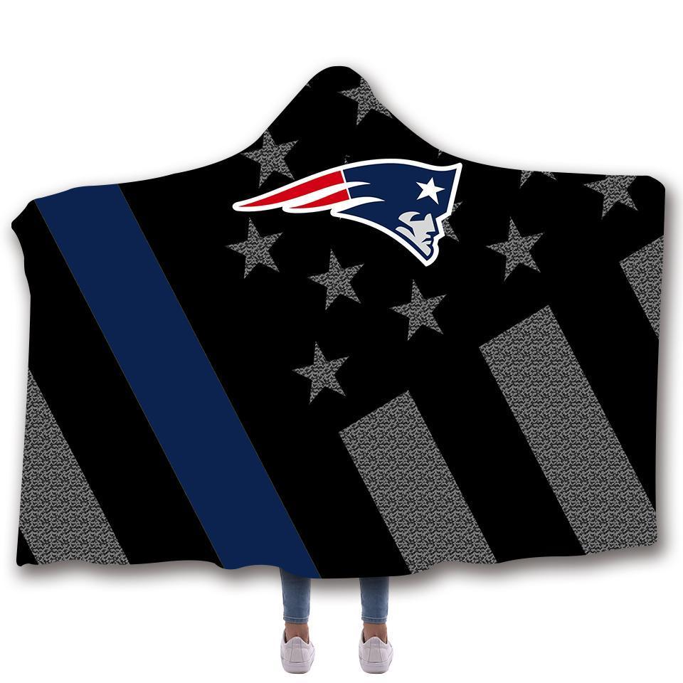 NEW ENGLAND PATRIOTS CLASSIC 3D HOODED BLANKET