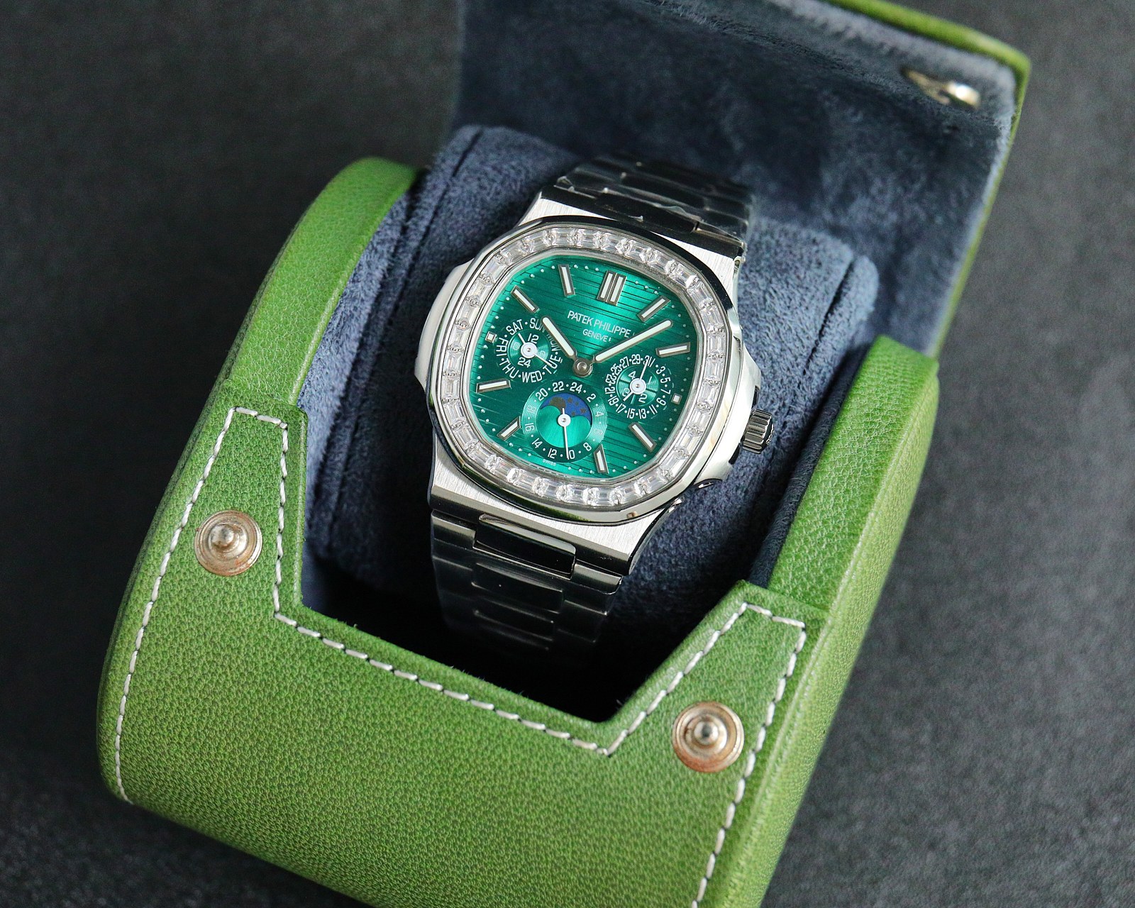Patek Philippe Super Complex Multifunctional Nautilus 57401G-001
