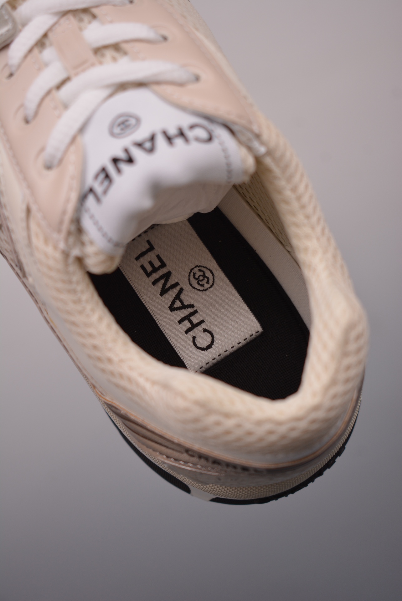 Chanel Cruise Logo Casual Low off white