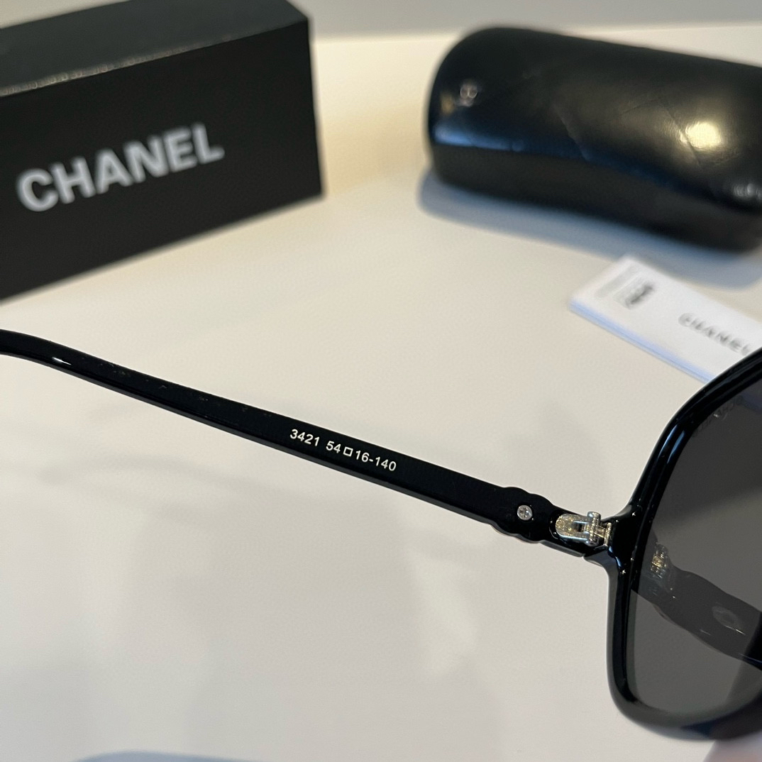 Chanel round frame sunglasses