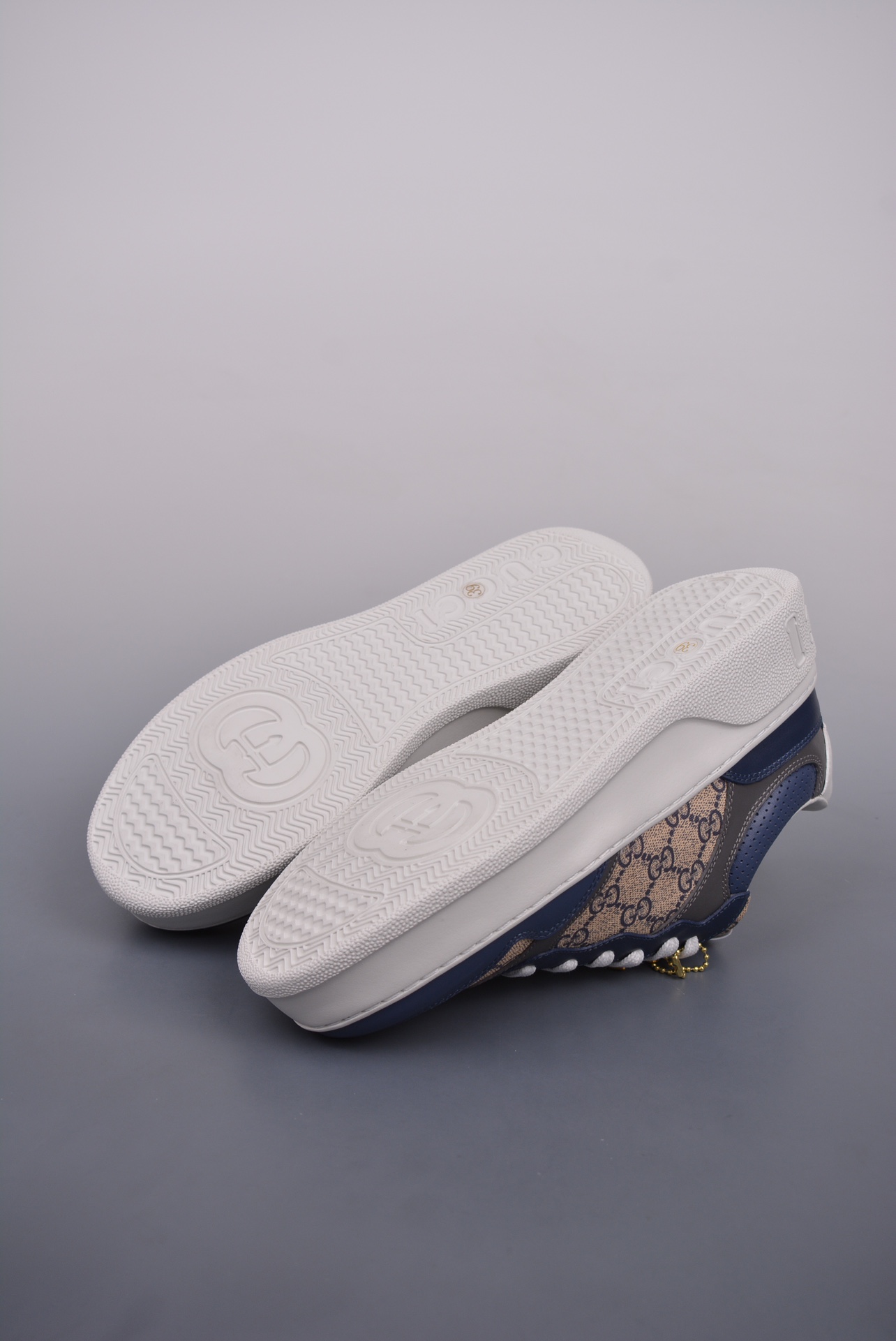 GUCCI Leather Navy Blue Ebony Gray GG Print