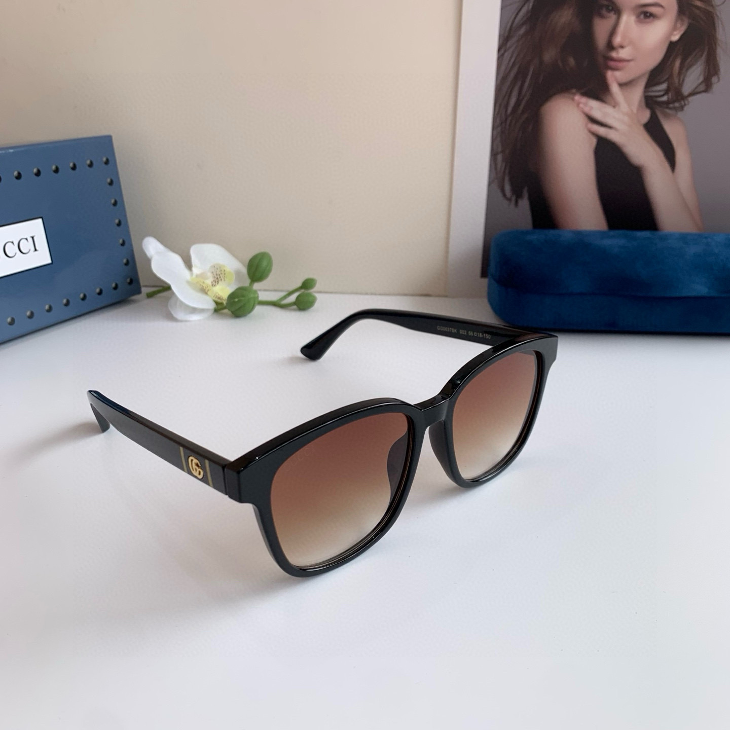 Gucci Round Frame Sunglasses