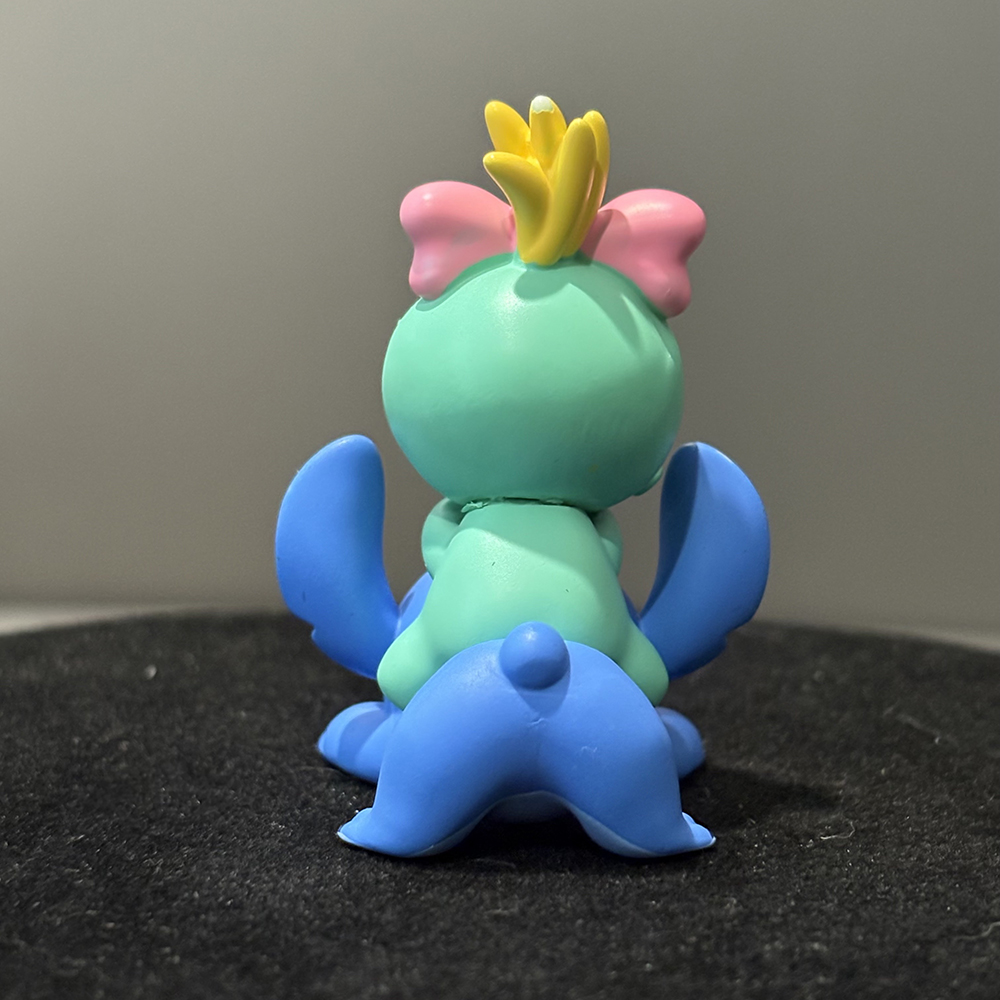 Labubu Rider Stitch cartoon doll size 5.5cm*4cm