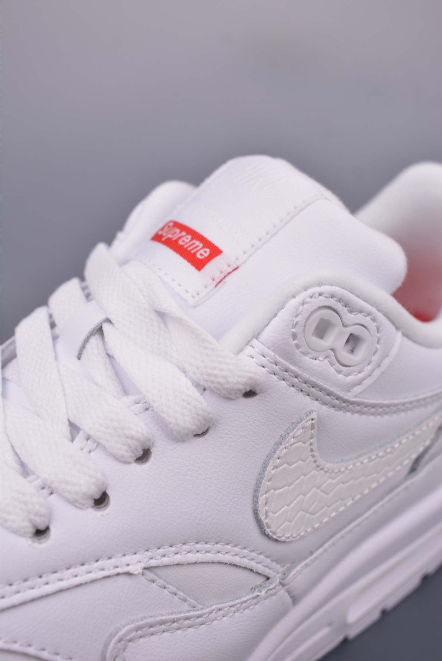 Supreme x Nike Air Max 1 '87 SP Original Series Joint White HF8813-100