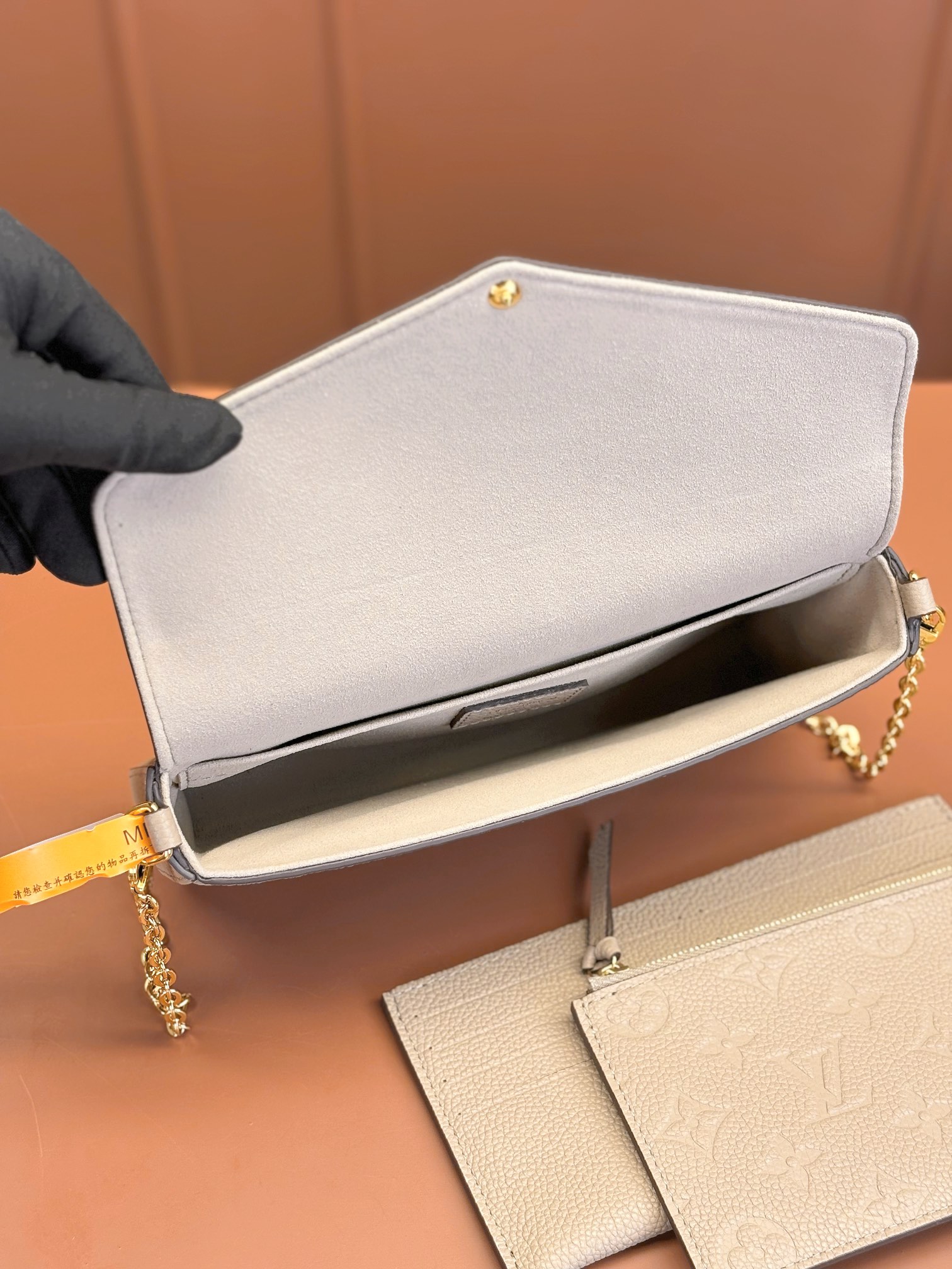 Louis Vuitton POCHETTE FÉLICIE Chain Bag M82609
