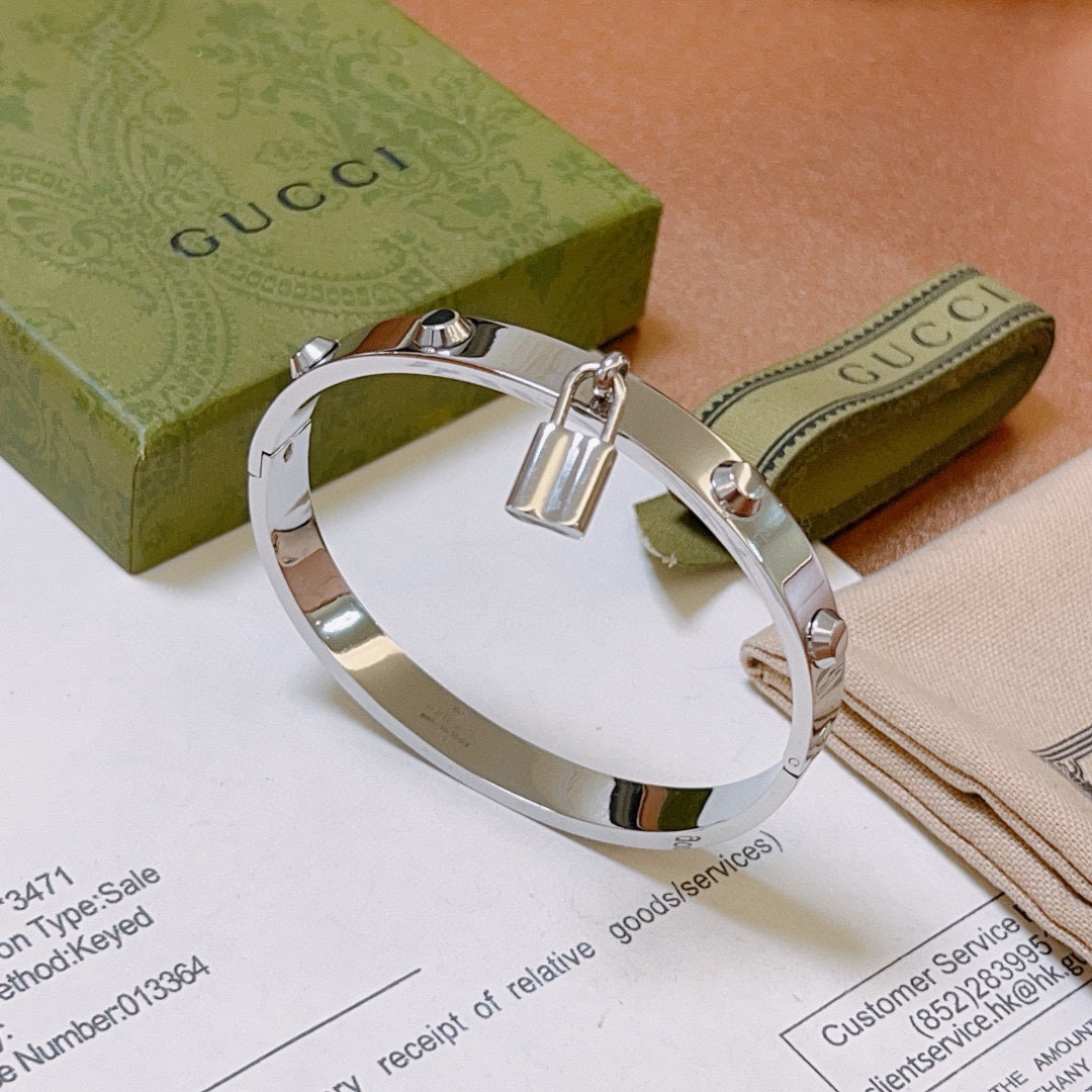 Gucci lock rivet hoop bracelet