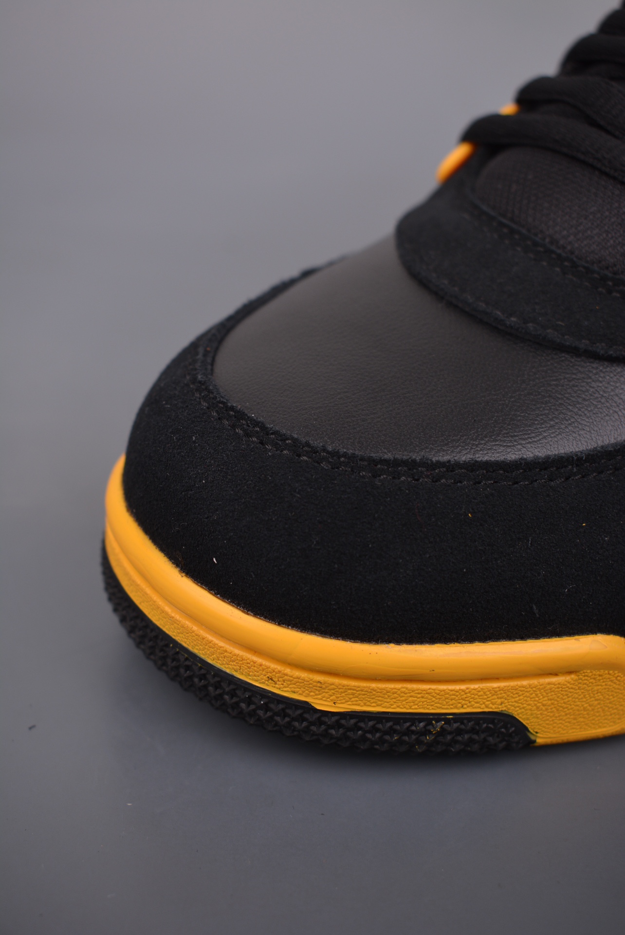 Nigel Sylvester x Jordan Air Jordan 4 RM AJ4 black and yellow FQ7939-007