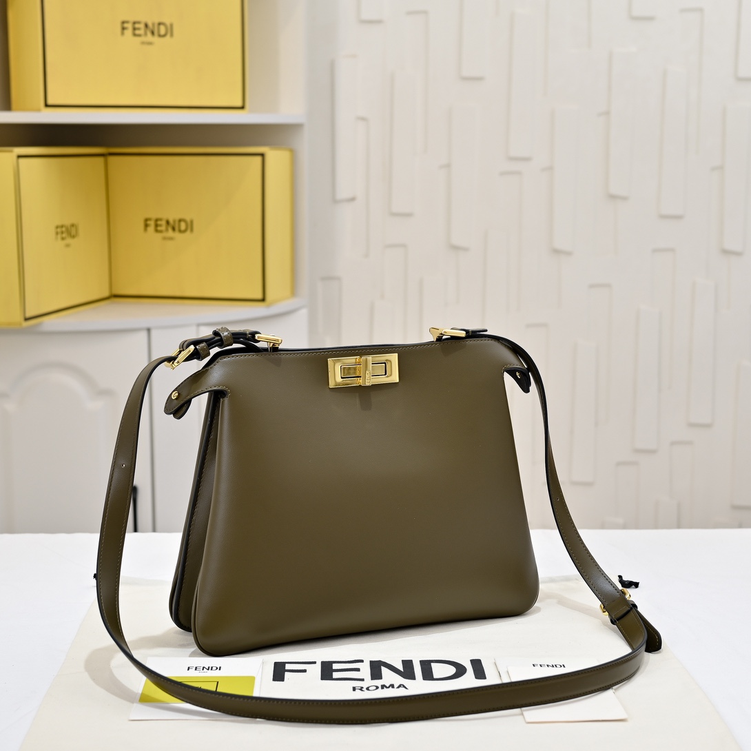 FENDI ekaboo Soft medium handbag 8801