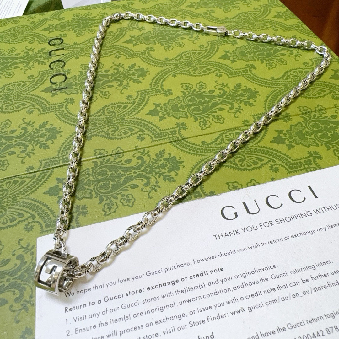 Gucci Anger Forest Series GG hollow ring chain necklace