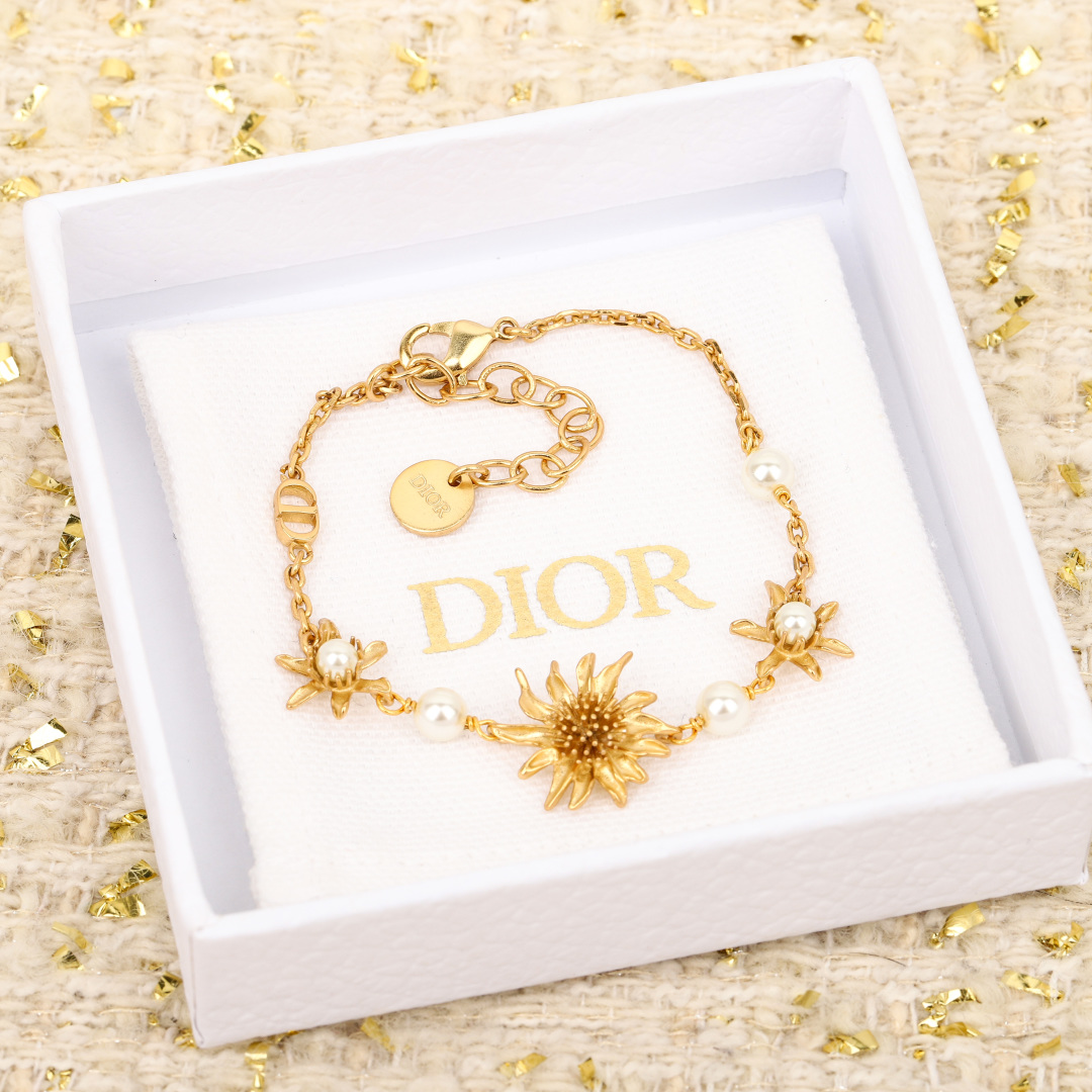 Dior Sunflower Pearl Bracelet
