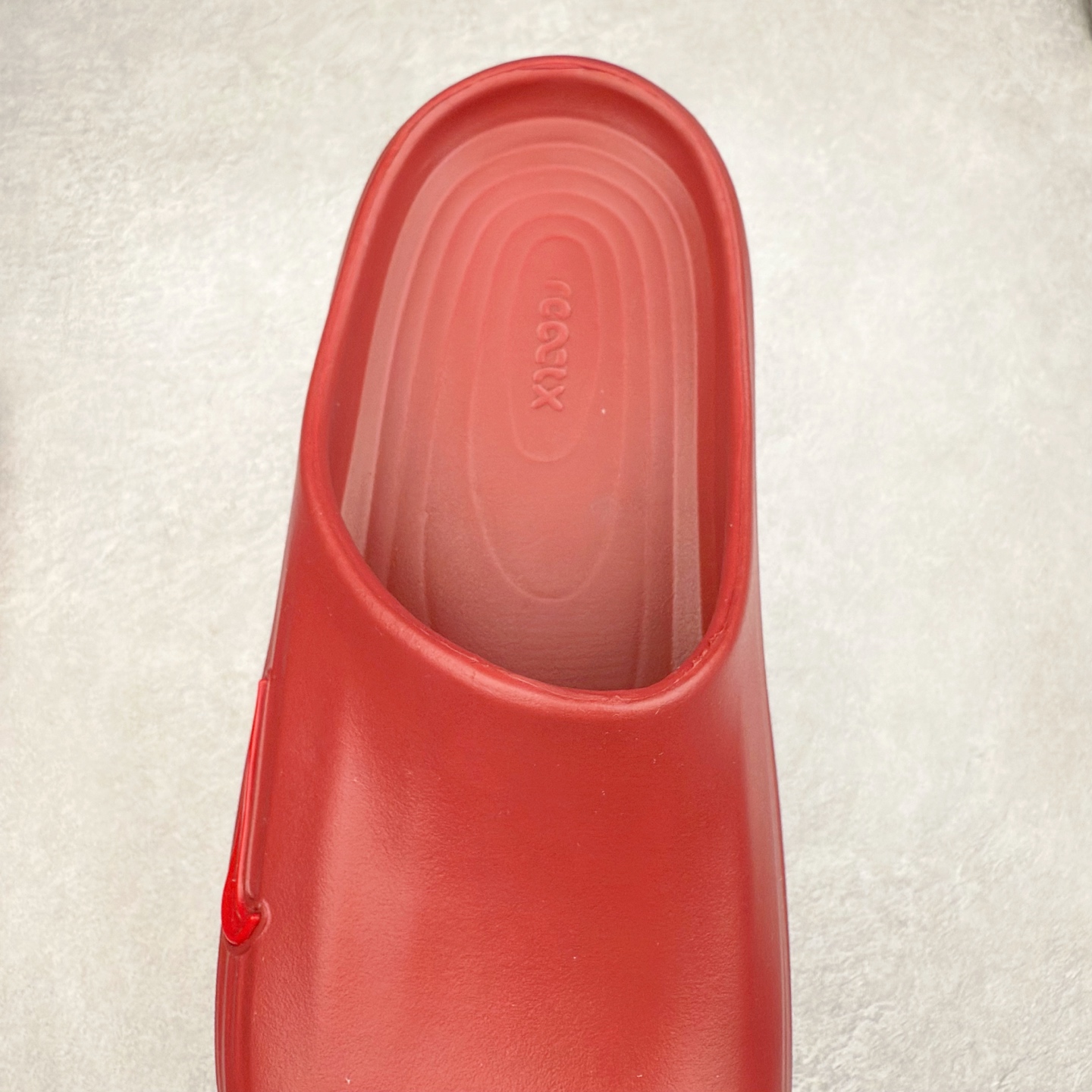 Nike ReactX Rejuven8 Simple, Comfortable and Versatile Slippers