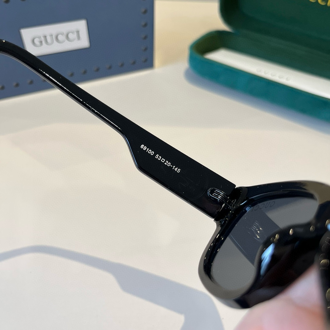 Gucci Round Frame Sunglasses