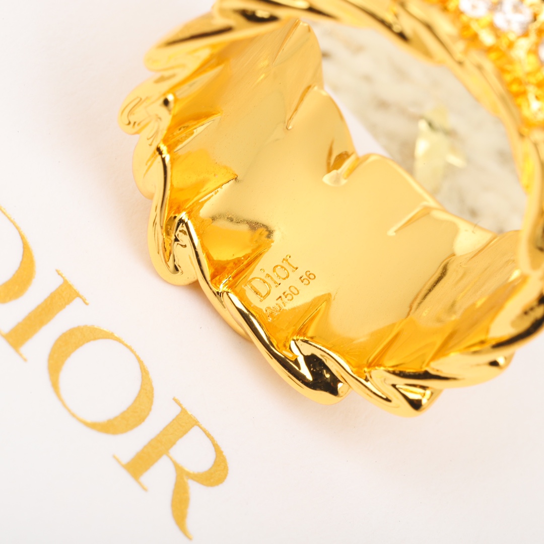 Dior Draped Diamond Ring