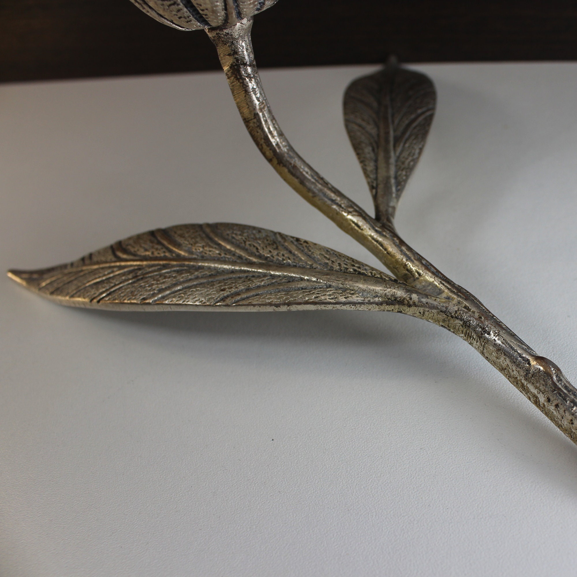 🌟Exclusive Sale ▪ Special Offer Today! 🔥80th Rare Brass Carved Removable Petal Ashtray