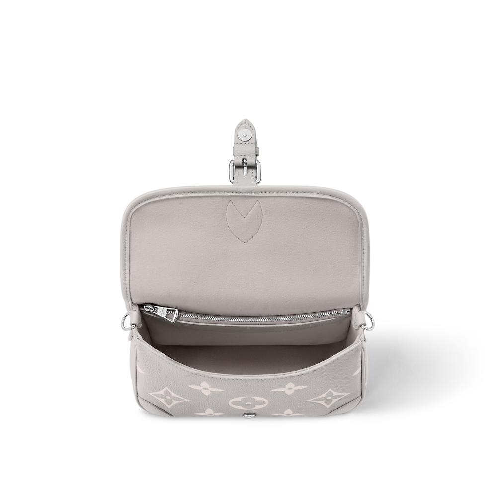 Louis Vuitton DIANE Handbag M14214