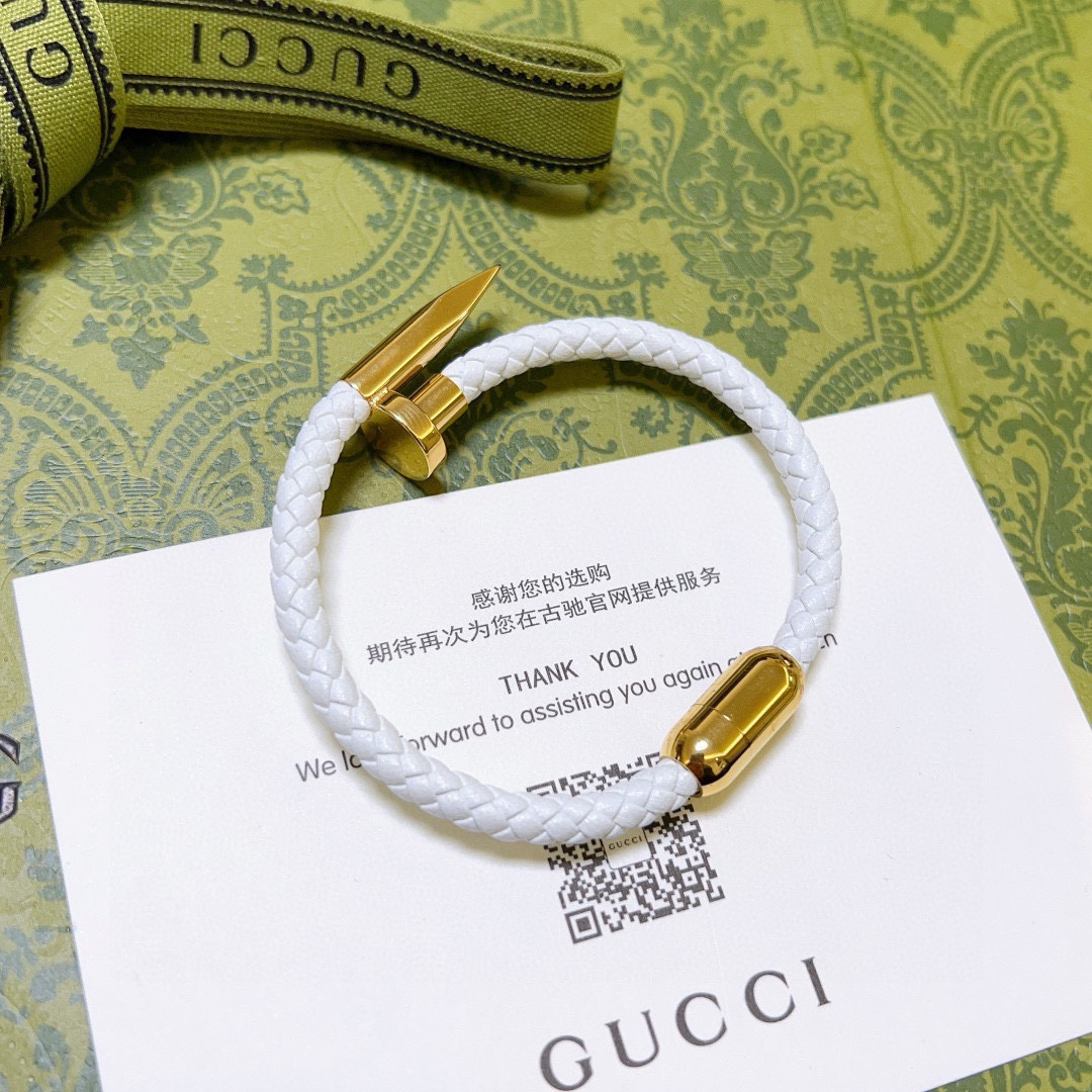 Gucci white cowhide braided bracelet